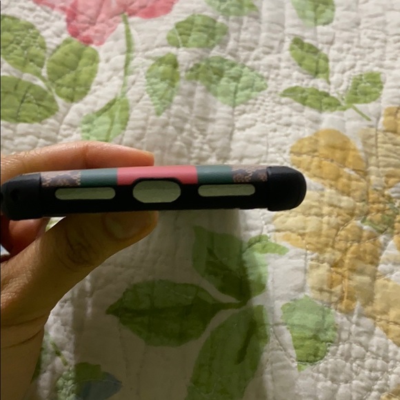 Iphone 11 case - Picture 3 of 3